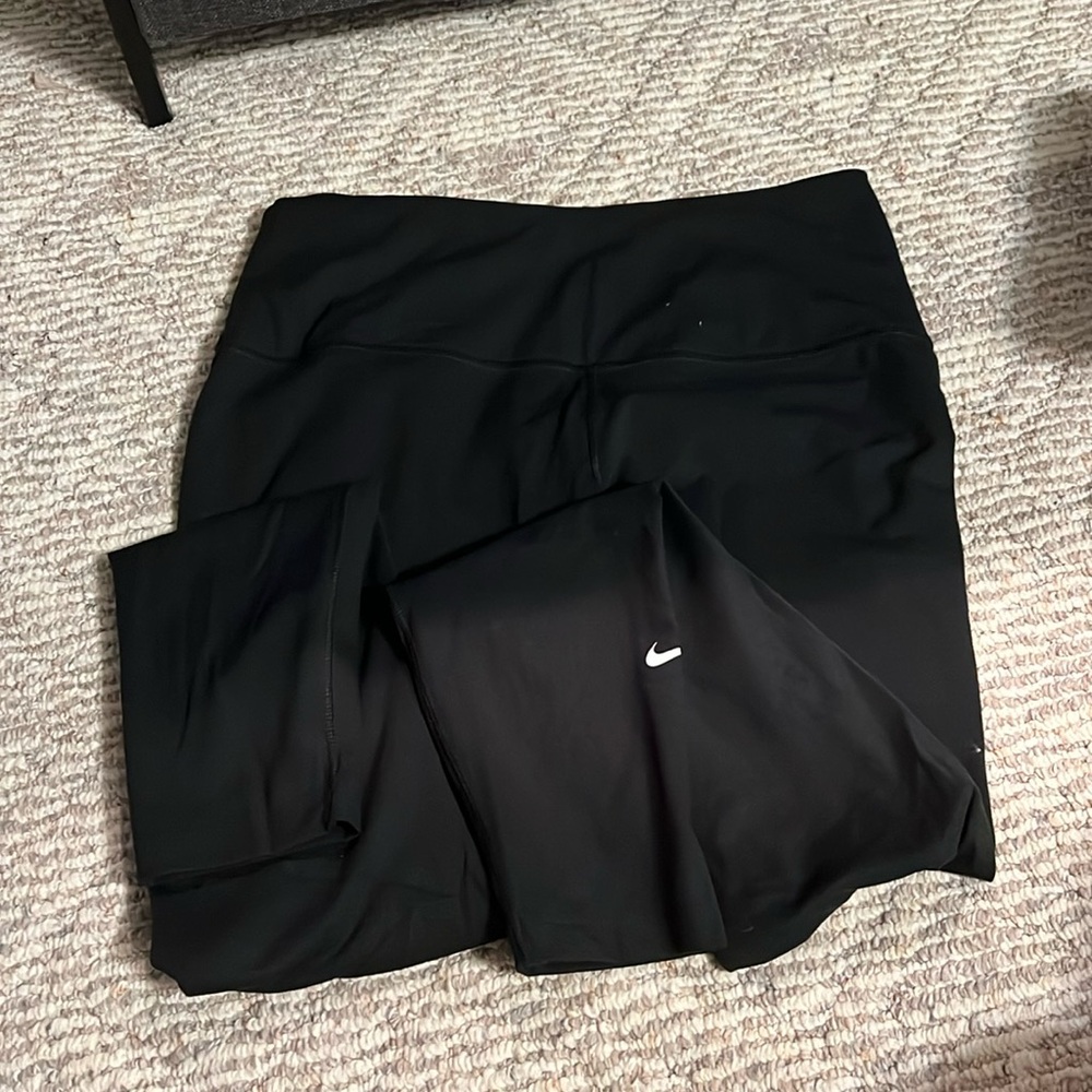 black nike leggings